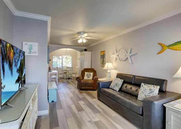 Holiday home Barefoot A202