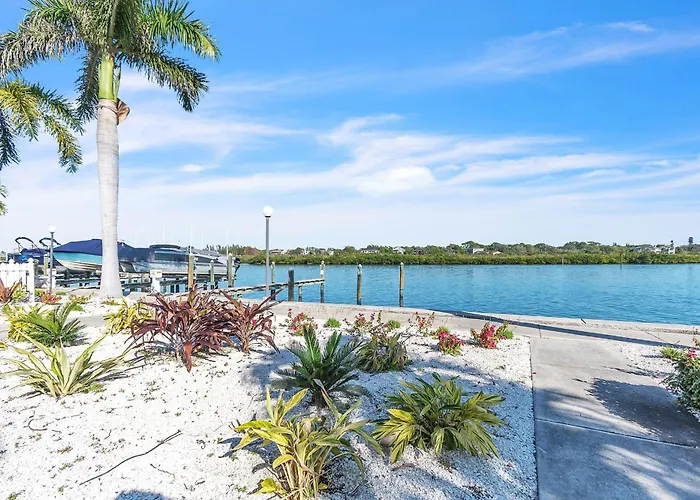 Barefoot A202 Clearwater Beach